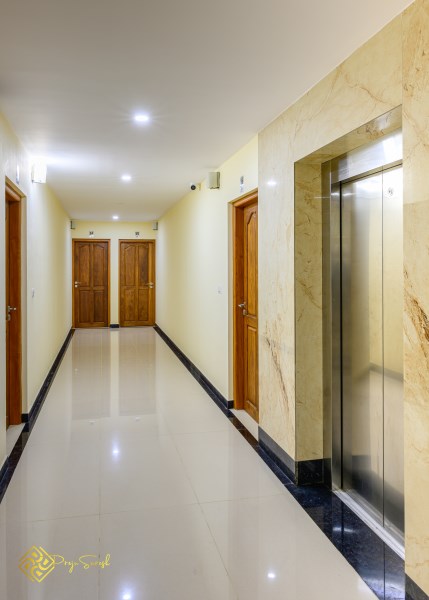 Daffodils Luxury Airport Suites image