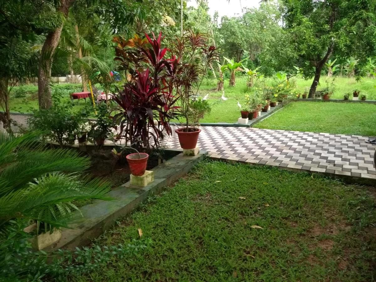 Aqualillies Waterfront Heritage Homestay image