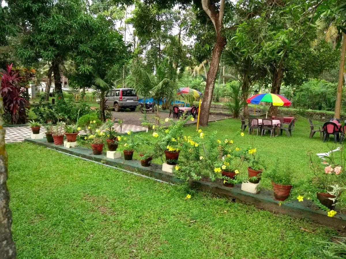Aqualillies Waterfront Heritage Homestay image