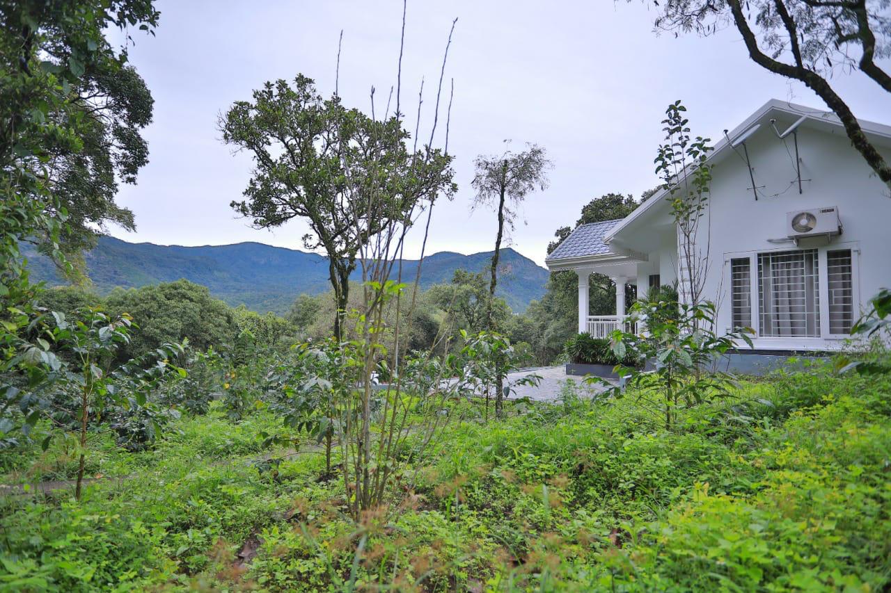 Kanthalloor Moments Private Villa