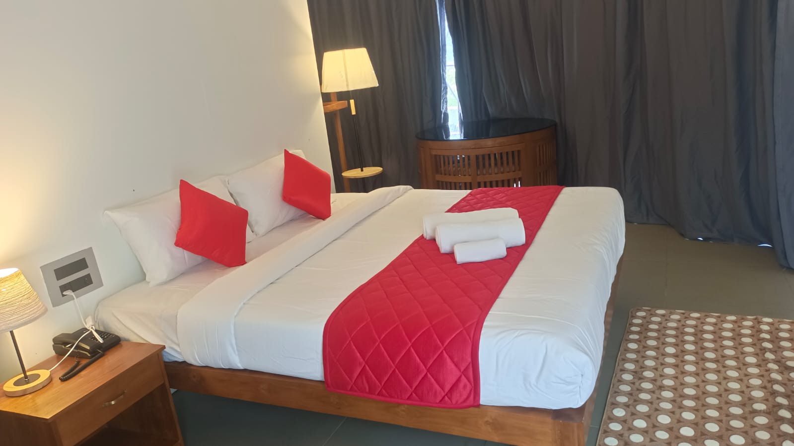 Kanthalloor Moments Private Villa