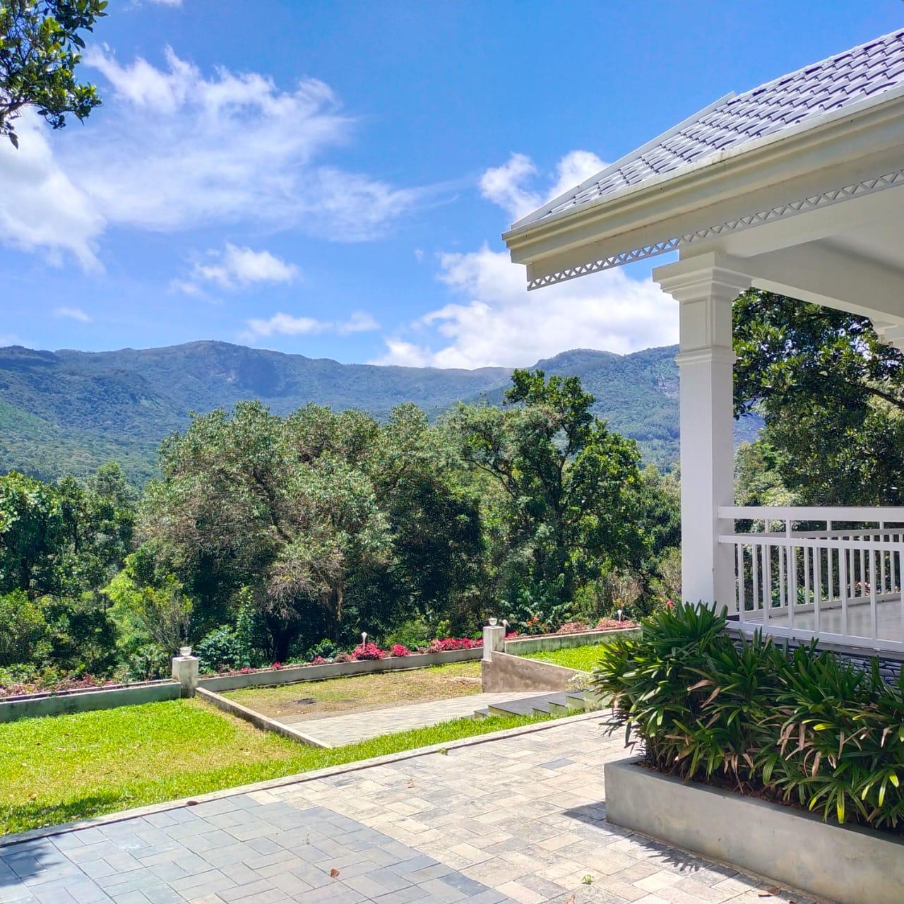 Kanthalloor Moments Private Villa
