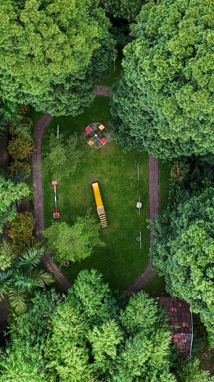 Maple Grove Villa Resort image