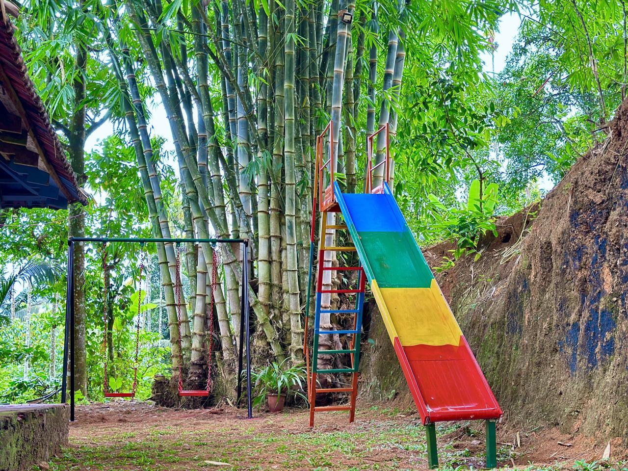 Hero Slide