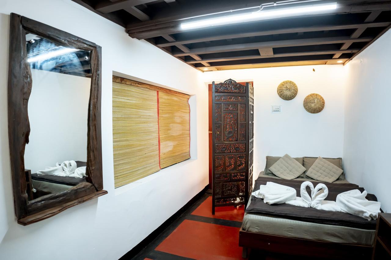 Gallery image