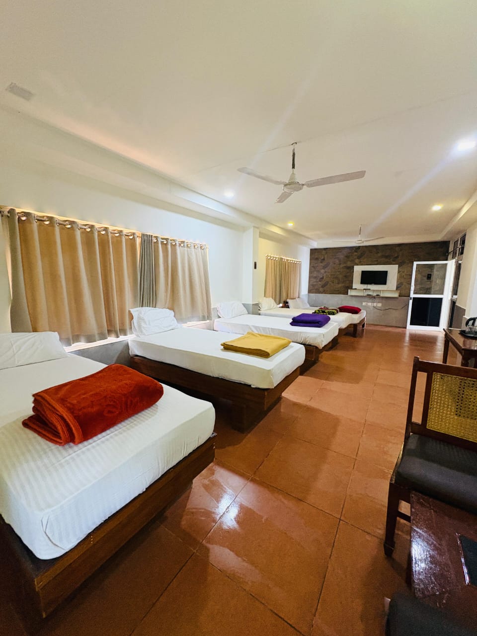 Shola Heaven Resort Kanthalloor image