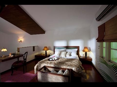 Amanvana Eight Island Luxury Resort