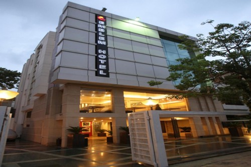 EMBLEM HOTEL