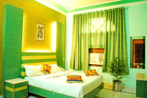 Hotel  Blue  Sapphire