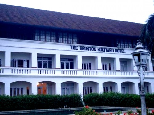 Brunton Boatyard Hotel