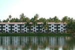 FRONTVIEW OF RESORT