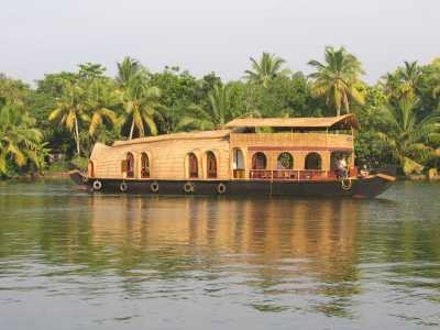 HOUSE BOAT