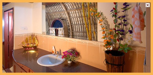Deshadan Houseboats Alleppey