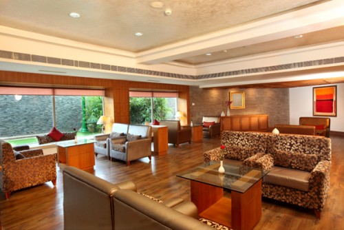 Roberto's Lounge 