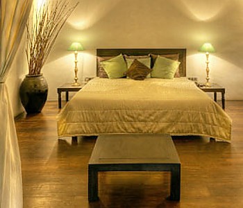 Bed room