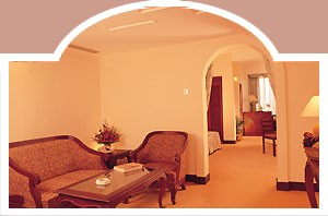 SUITE ROOM